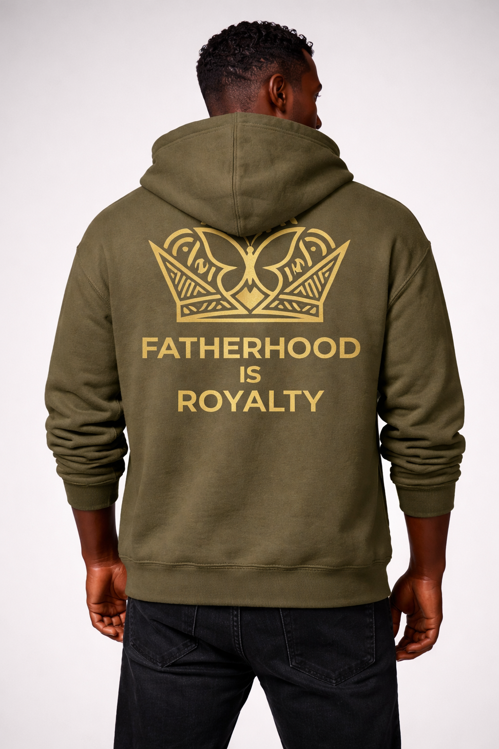 Sudadera Premium La Paternidad es Realeza – Negra y Dorada