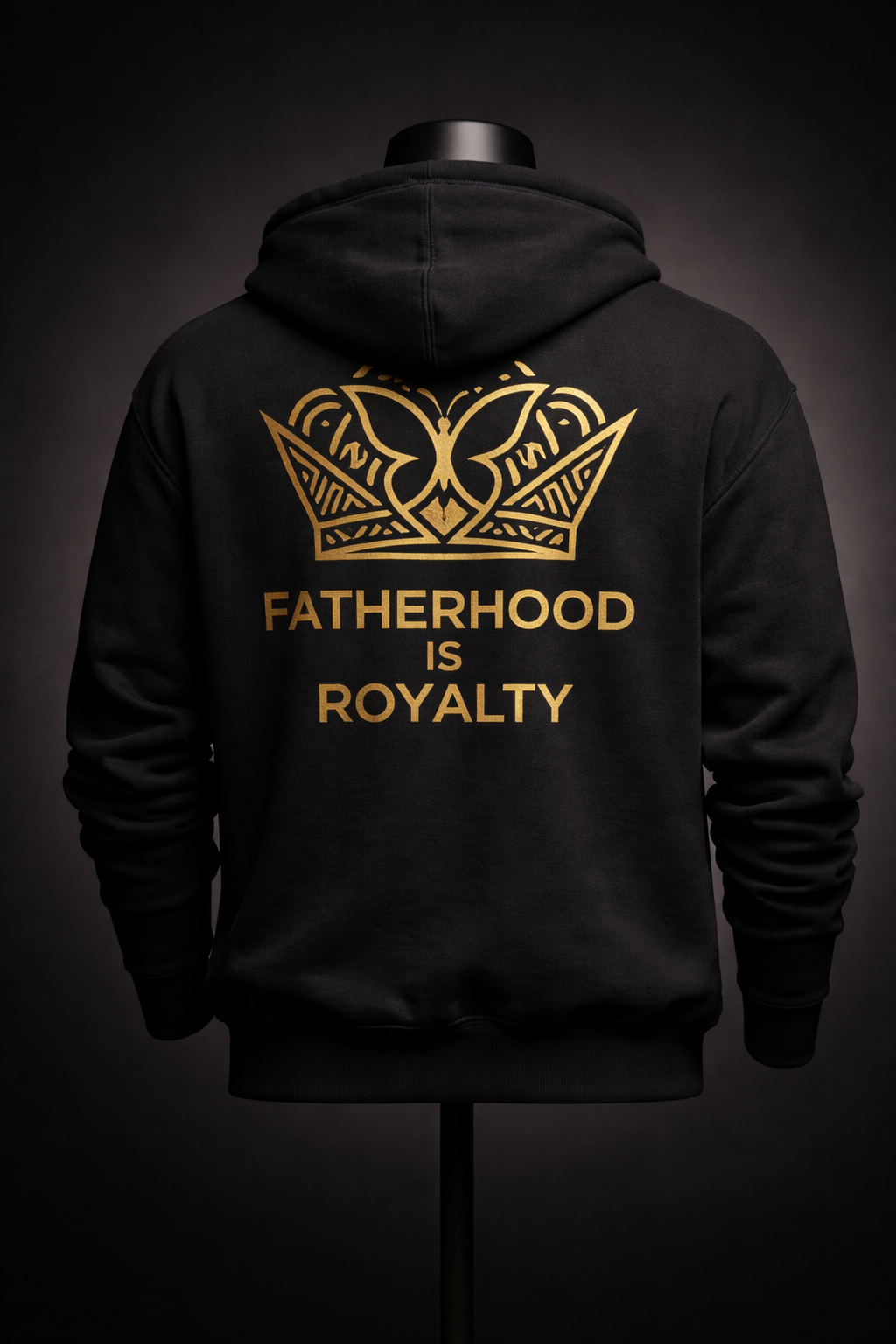 Sudadera Premium La Paternidad es Realeza – Negra y Dorada